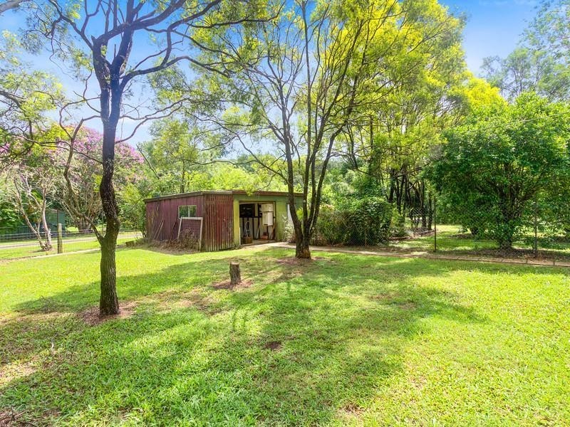 127 Smiths Creek Road, Uki NSW 2484