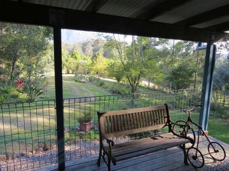 21 Waratah Court, Mount Burrell NSW 2484