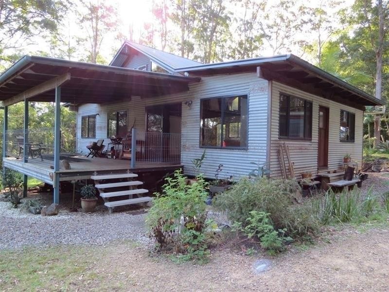 21 Waratah Court, Mount Burrell NSW 2484