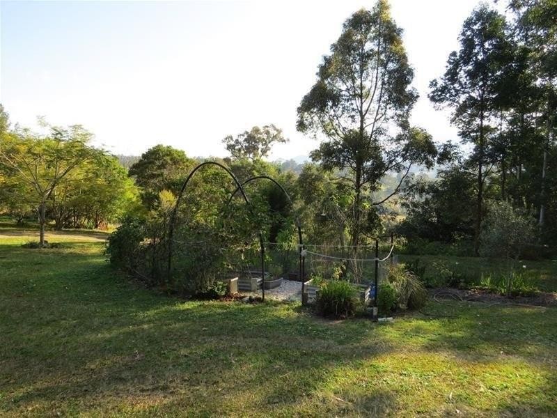 21 Waratah Court, Mount Burrell NSW 2484