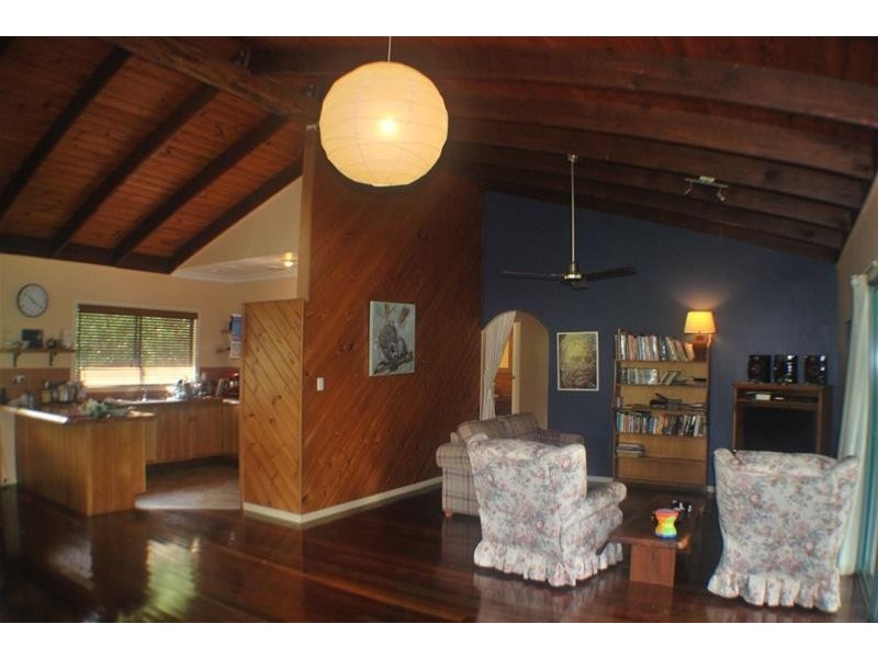 62 Clareville Road, Uki NSW 2484