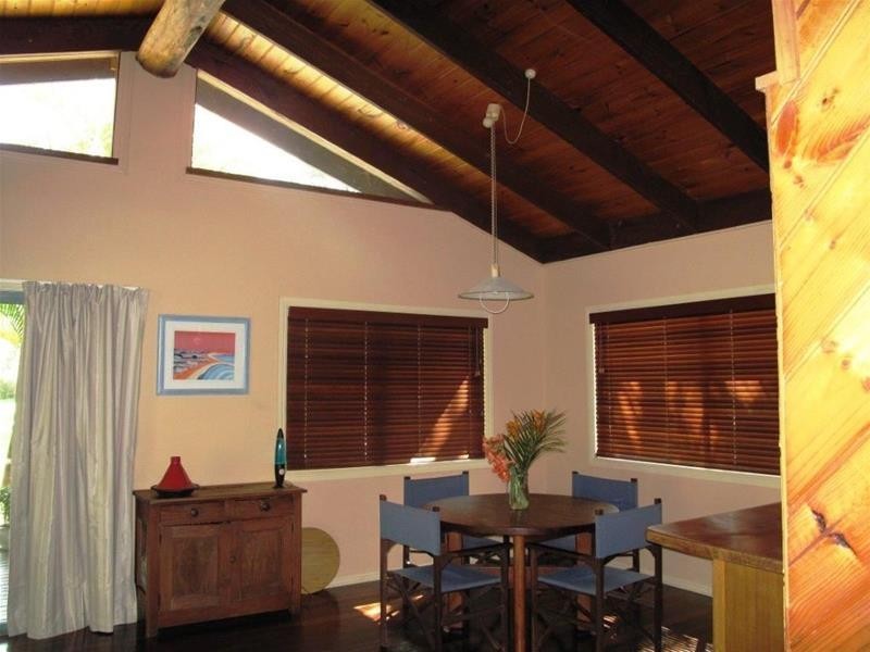 62 Clareville Road, Uki NSW 2484