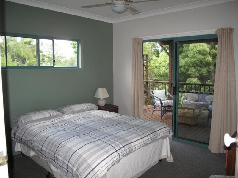 62 Clareville Road, Uki NSW 2484