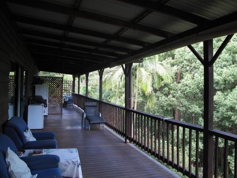 62 Clareville Road, Uki NSW 2484