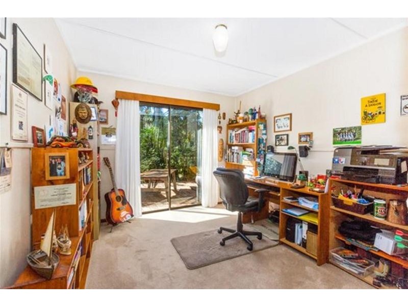 10 Old Convent Road, Uki NSW 2484