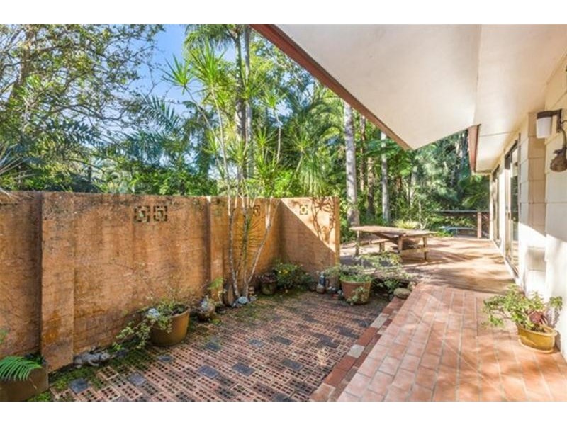 10 Old Convent Road, Uki NSW 2484