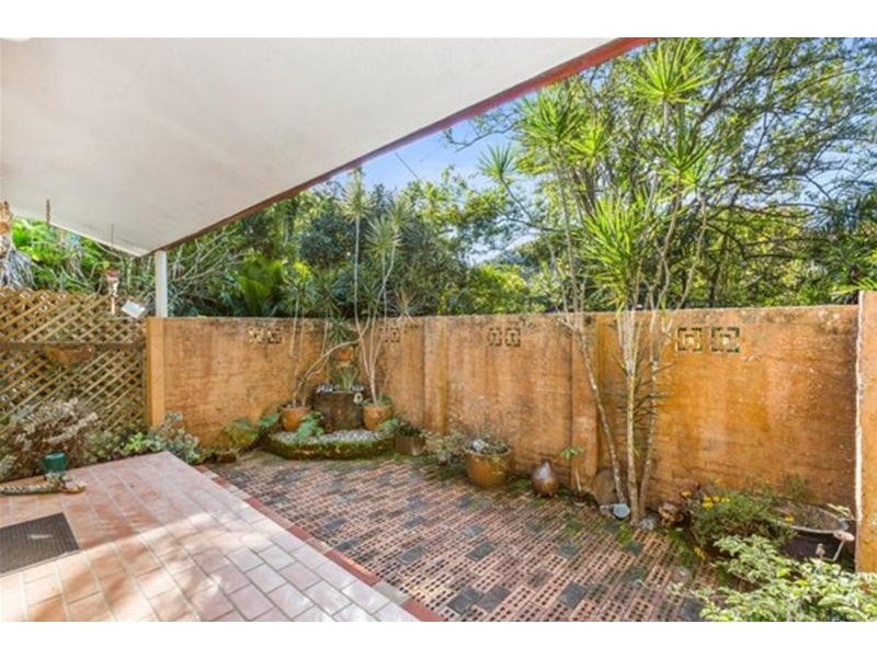 10 Old Convent Road, Uki NSW 2484