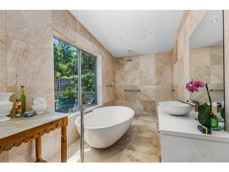 67 Braeside Drive, Uki NSW 2484