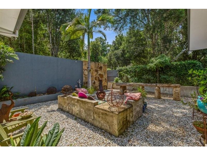 67 Braeside Drive, Uki NSW 2484