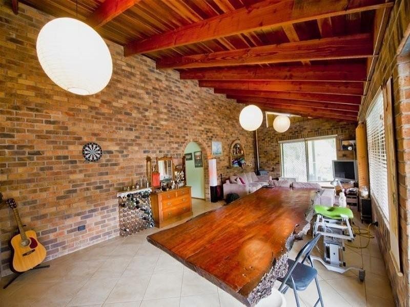 7 Braeside Drive, Uki NSW 2484