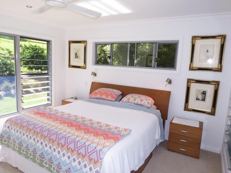 92 Malabar Avenue, Uki NSW 2484