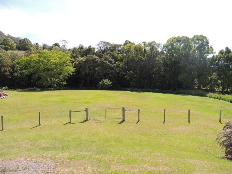 139 Chowan Creek Road, Uki NSW 2484