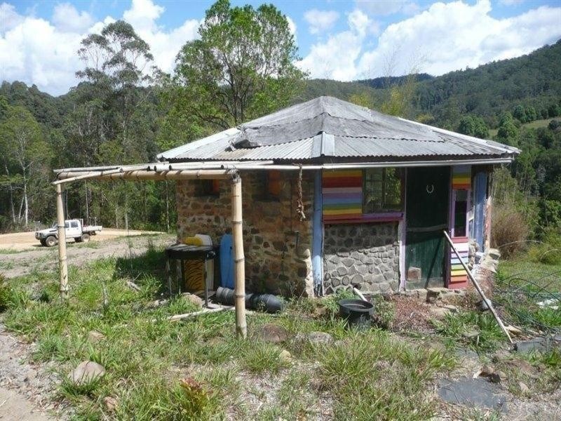 433 Byrrill Creek Road, Uki NSW 2484