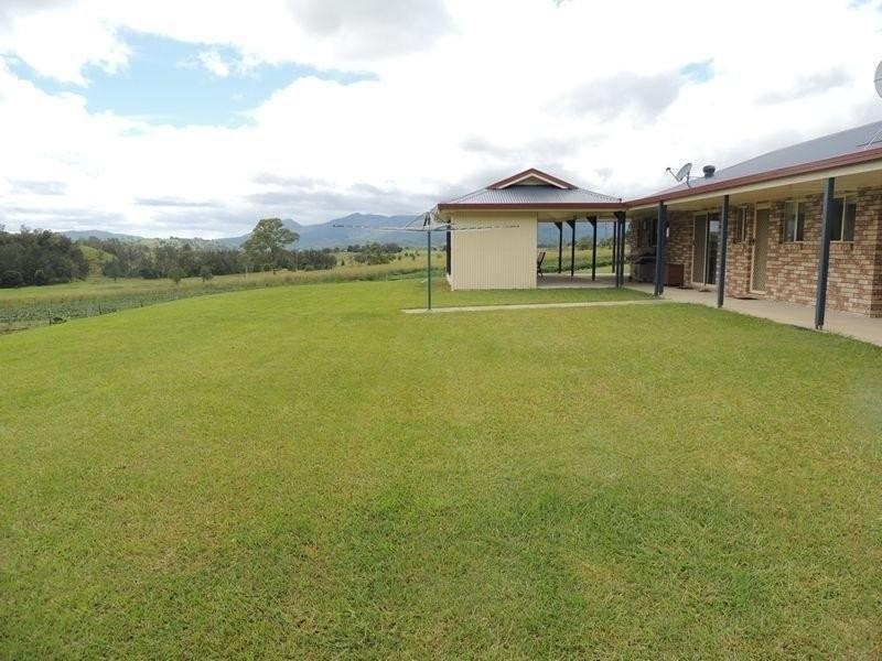 76 Starlight Way, Pumpenbil NSW 2484