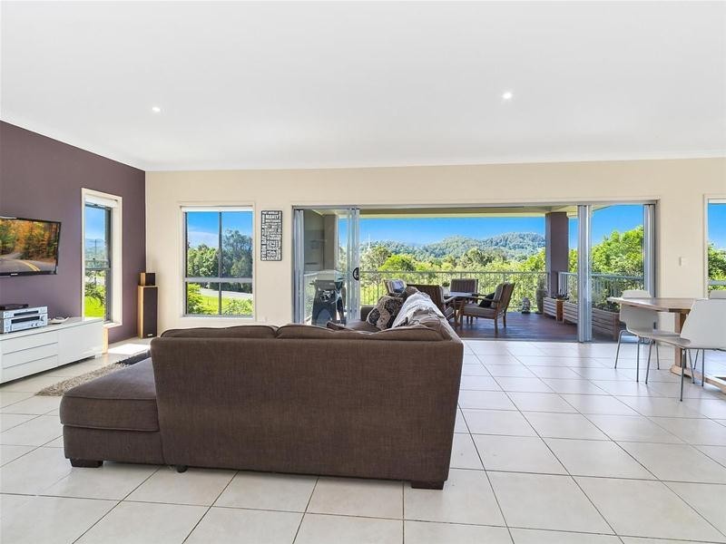 37 Mount Ernest Crescent, Murwillumbah NSW 2484