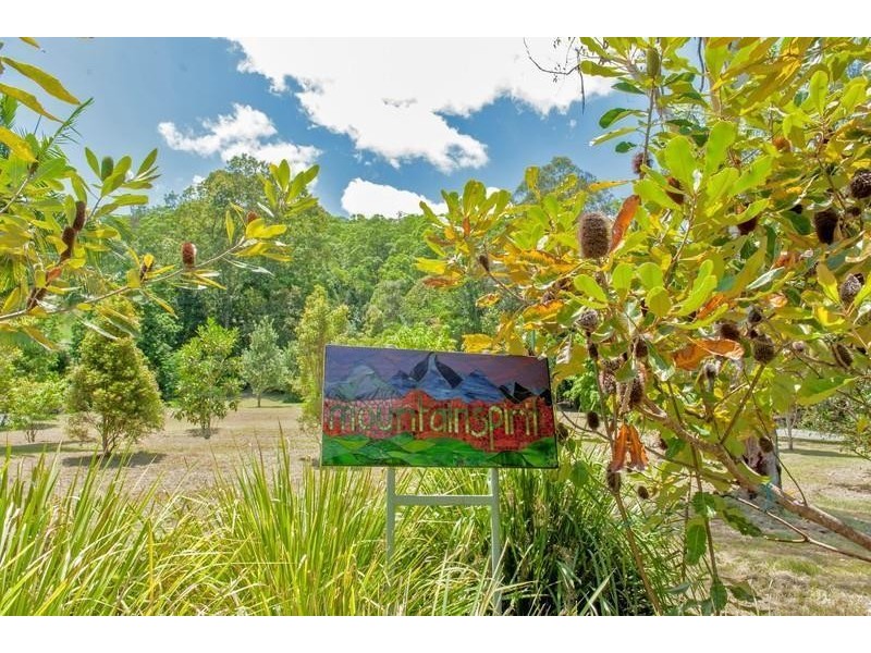 71 Rowlands Creek Road, Uki NSW 2484