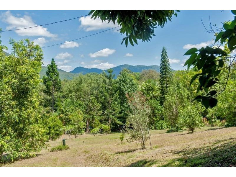 71 Rowlands Creek Road, Uki NSW 2484