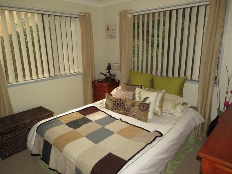 11 Mitchell Street, Uki NSW 2484