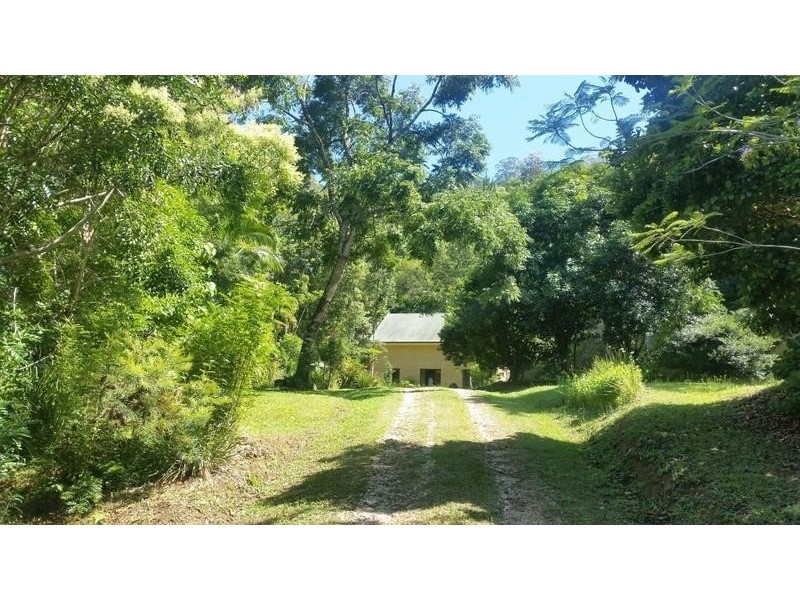 111 Braeside Drive, Uki NSW 2484