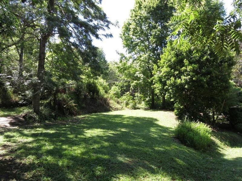 111 Braeside Drive, Uki NSW 2484