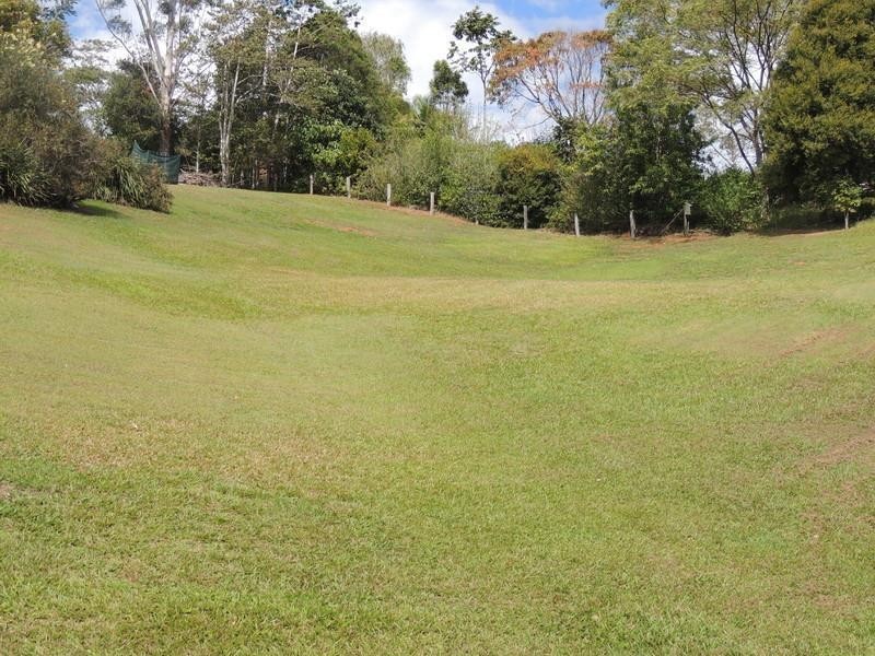 3 Toon Close, Uki NSW 2484