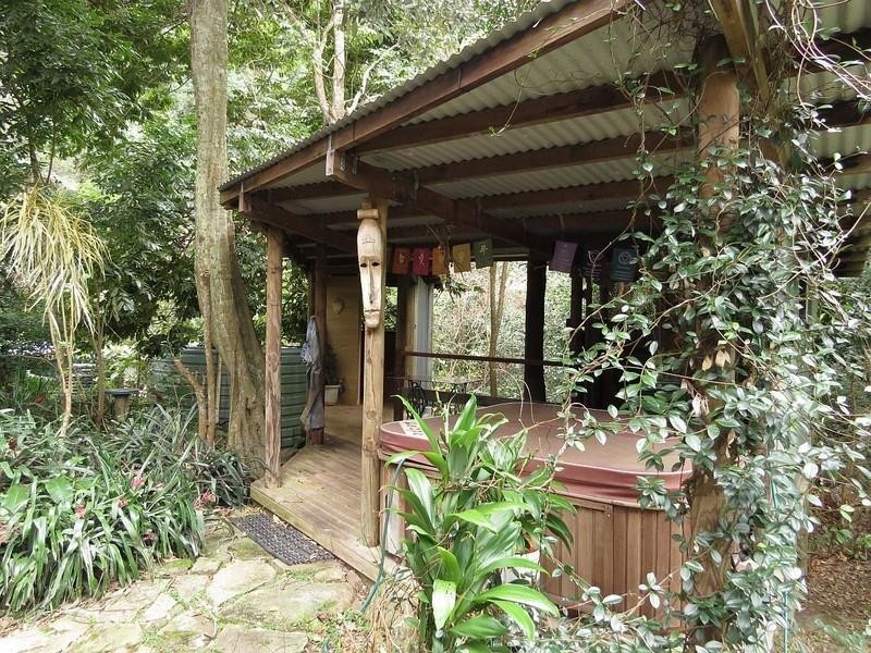 911 Kyogle Road, Uki NSW 2484