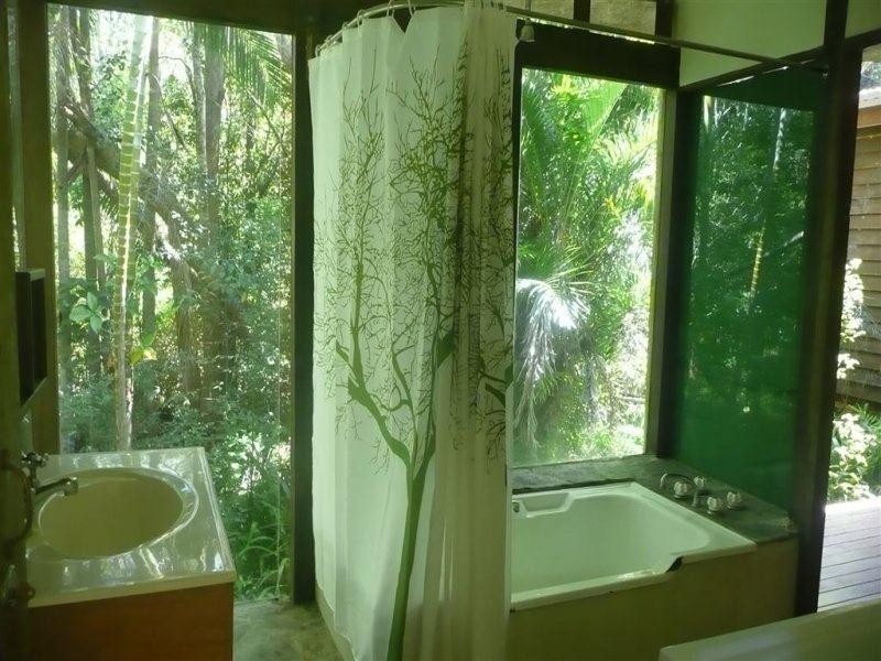 166 Ripps Road, Stokers Siding NSW 2484