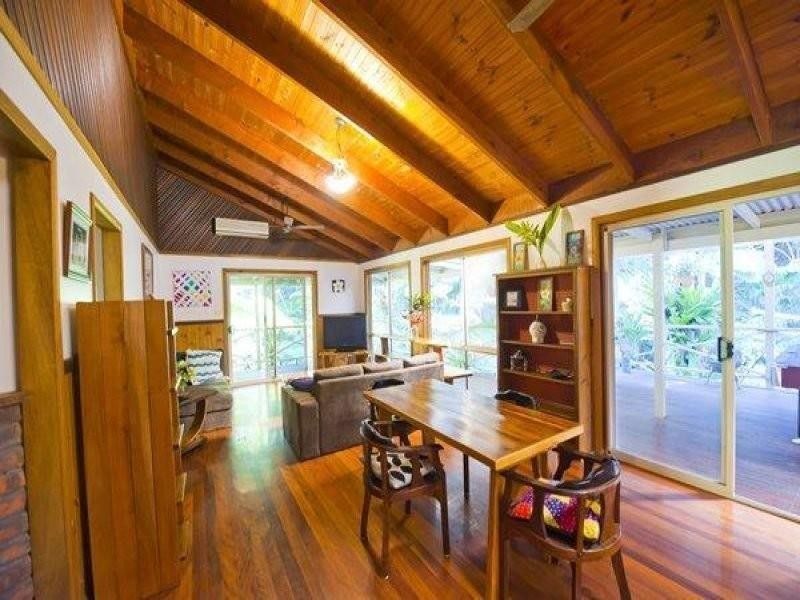 24 Chevell Place, Uki NSW 2484