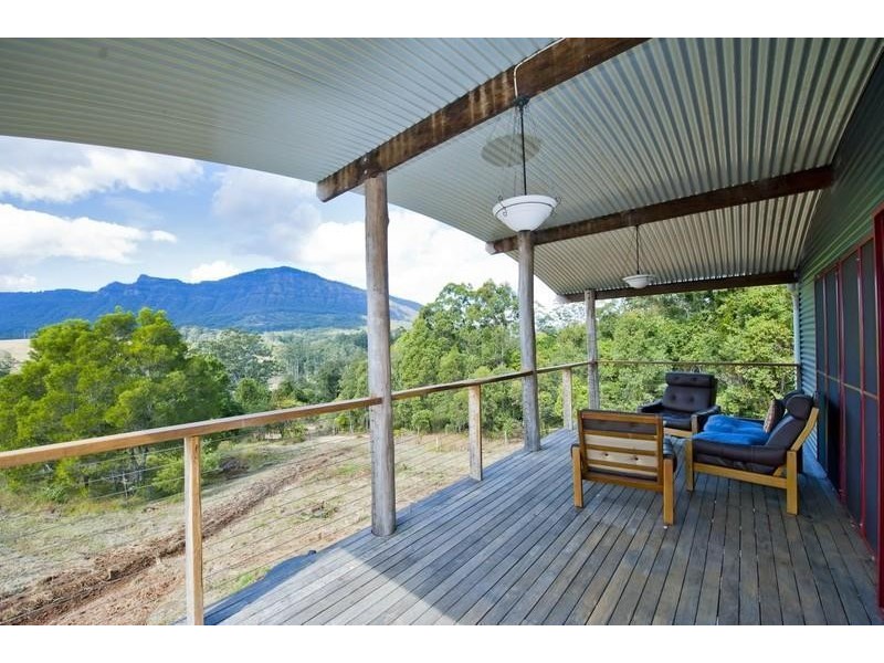 6 Caddell Road, Mount Burrell NSW 2484