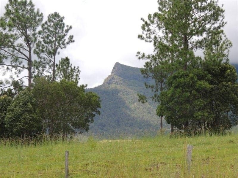 54 Starlight Way, Pumpenbil NSW 2484