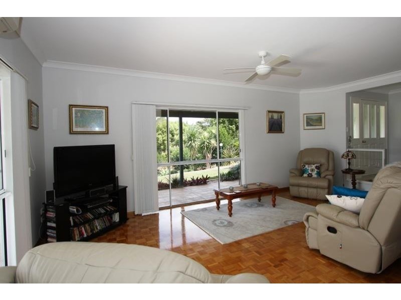 220 Nobbys Creek Road, Nobbys Creek NSW 2484