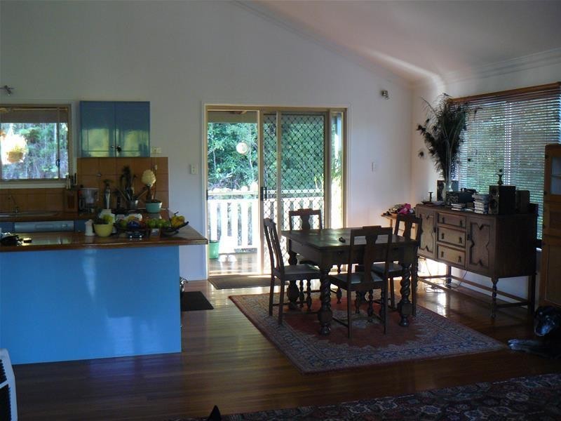 55 Braeside Drive, Uki NSW 2484