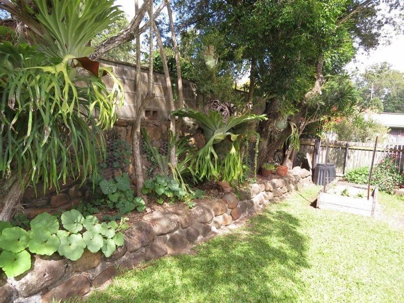 6 Hall Drive, Murwillumbah NSW 2484