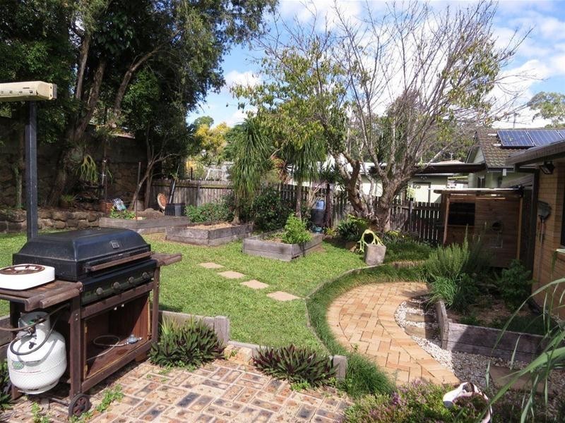 6 Hall Drive, Murwillumbah NSW 2484