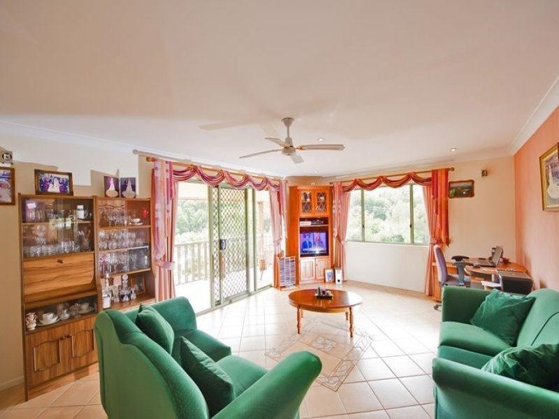 9 Riveroak Drive, Murwillumbah NSW 2484