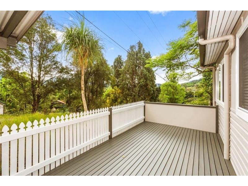 6 Mitchell Street, Uki NSW 2484