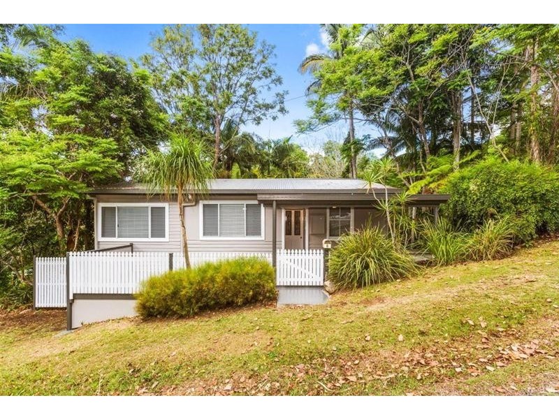 6 Mitchell Street, Uki NSW 2484