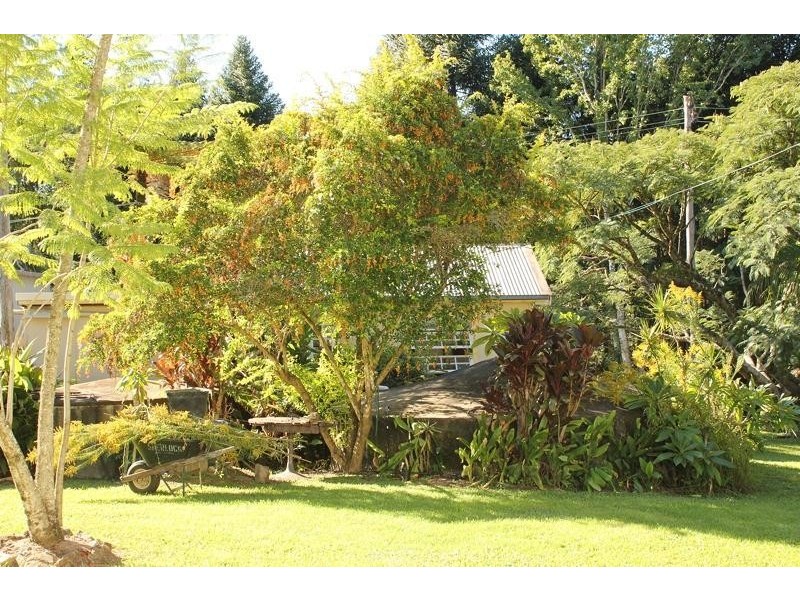 13 Malabar Avenue, Uki NSW 2484