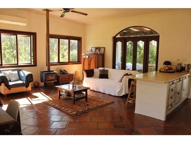 13 Malabar Avenue, Uki NSW 2484