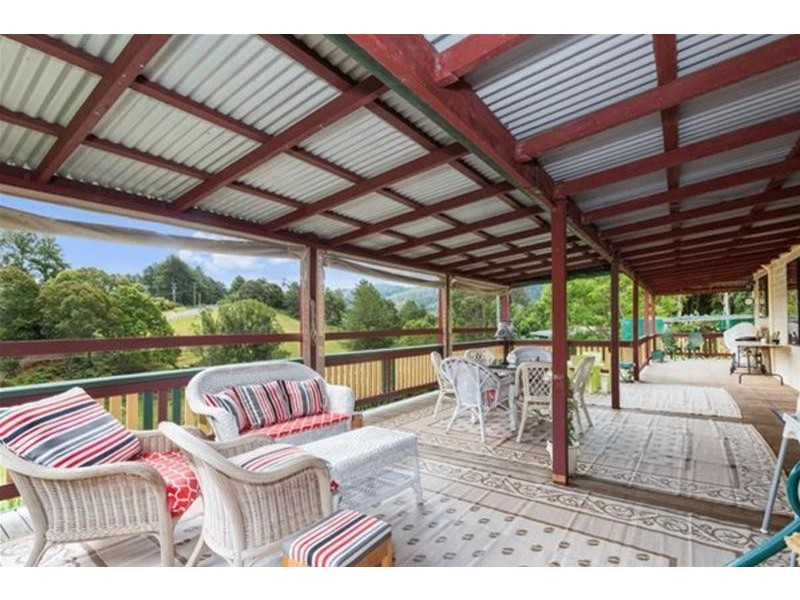 79 Malabar Drive, Uki NSW 2484