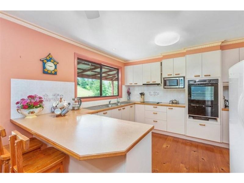 79 Malabar Drive, Uki NSW 2484