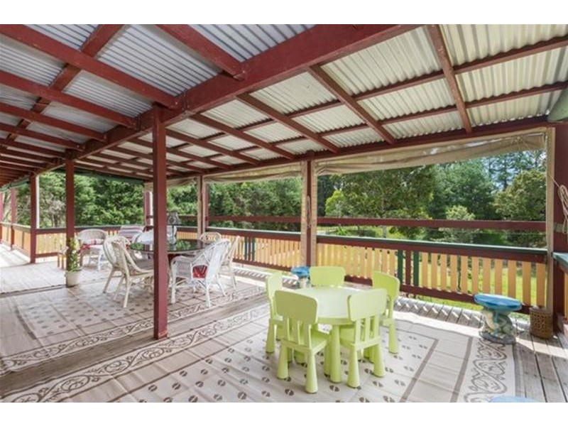 79 Malabar Drive, Uki NSW 2484