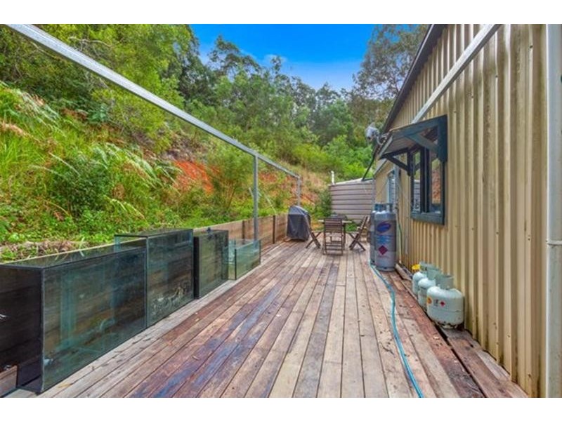 33 Meadow Place, Uki NSW 2484