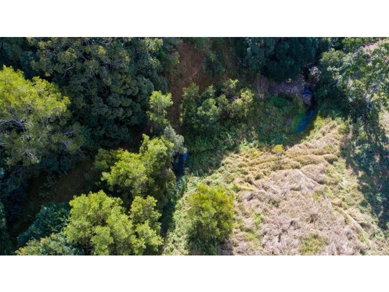 33 Meadow Place, Uki NSW 2484