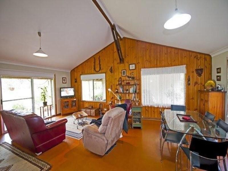 5 Summerhill Close, Stokers Siding NSW 2484