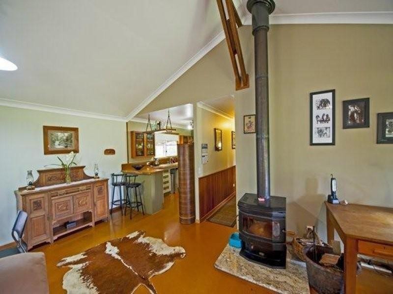 5 Summerhill Close, Stokers Siding NSW 2484