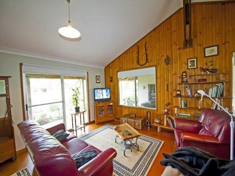 5 Summerhill Close, Stokers Siding NSW 2484