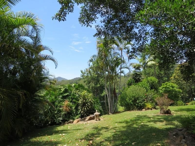 63 Malabar Avenue, Uki NSW 2484