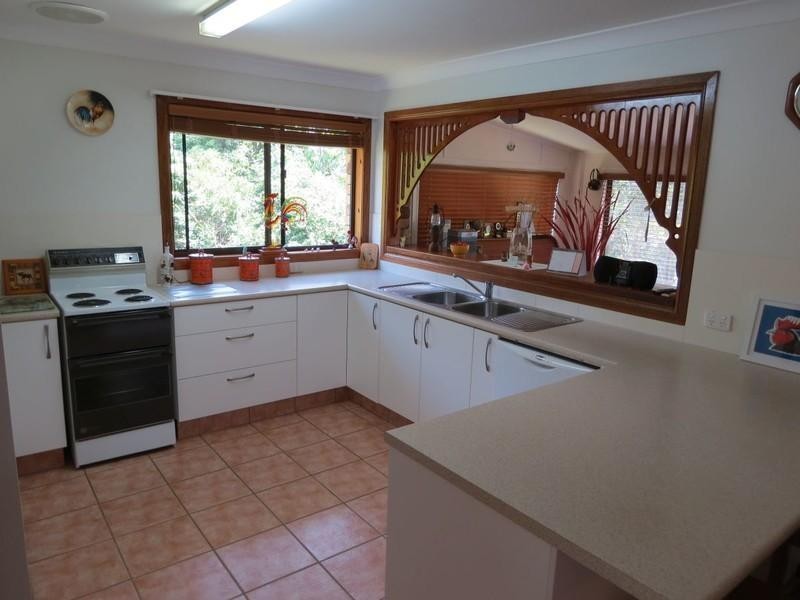 63 Malabar Avenue, Uki NSW 2484