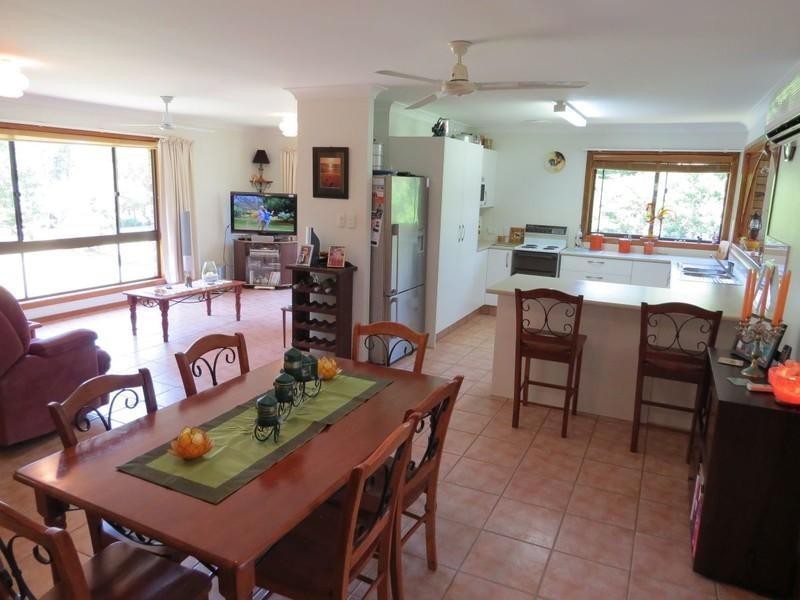 63 Malabar Avenue, Uki NSW 2484